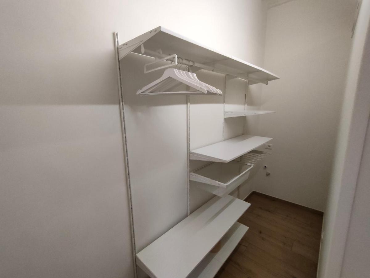 Apartment 206 Cavour House *