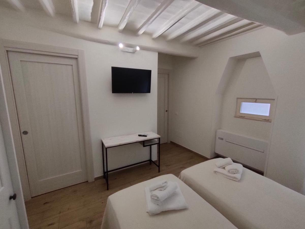 Apartment 206 Cavour House